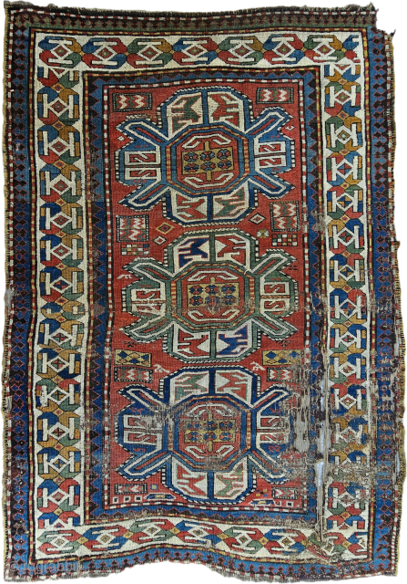 Old Caucasian..
Could be Lenkoran .
Size ; 140x195 cm
Detailed information Dm arisoylarmobilya@gmail.com