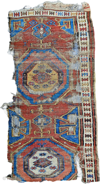Size ; 110 x 230 cm
Central anatolia,Konya (Karapinar)
Pre 1800.
Great fragment 

arisoylarmobilya@gmail.com                      