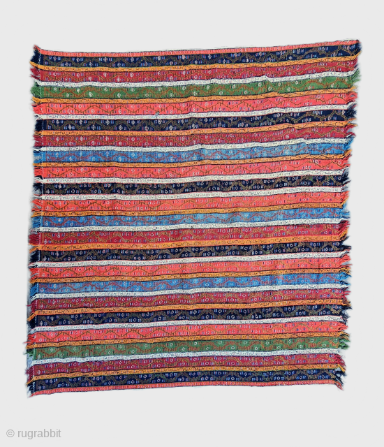Size ; 110 x 120 cm 
Central anatolia, Sivas (Gurun)

Sometimes your questions may not reach me due to system errors. If you don't receive a response, please ask again or send it  ...