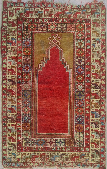 Size : 104 x 153 cm,
Central anatolia, Cappadocia (Avanos).                        