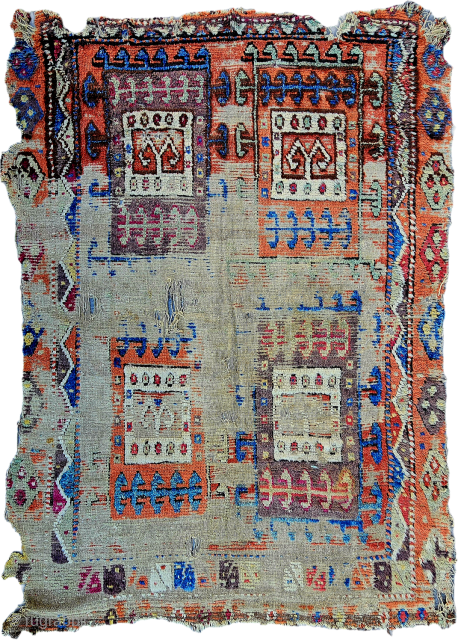 Central anatolia,Konya 
Early tulu ...
Approximate size: 140x230 cm                         