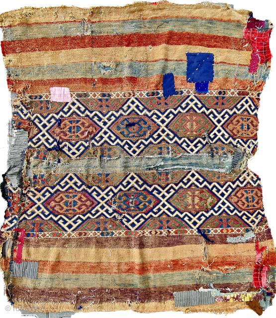 Size:125x140 cm,
Central anatolia, Konya.
Old fragment !                           
