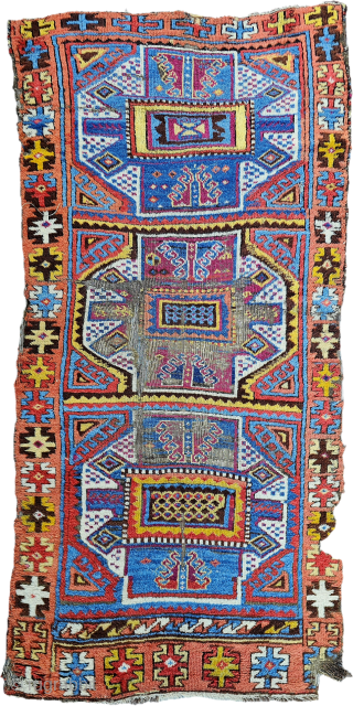 South anatolia,Reyhanli tribe 
Size ; 95 x 200 cm                        