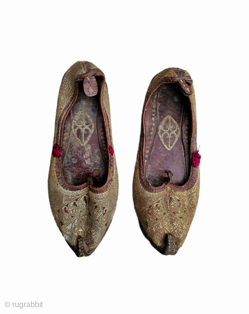 Ottoman period ...
South anatolia, Adana or Antep .
Early 1800s
Armenian master piece .