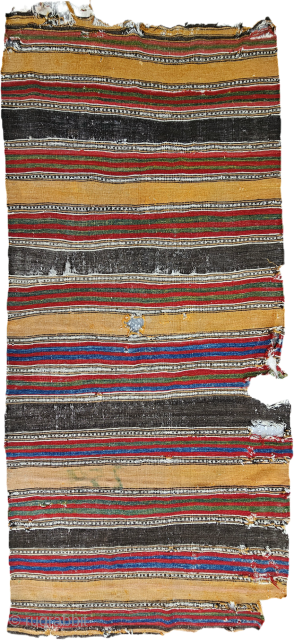 West anatolia, Dazkiri
Early 1800...
Size ; 120x250 cm
Detailed information Dm arisoylarmobilya@gmail.com