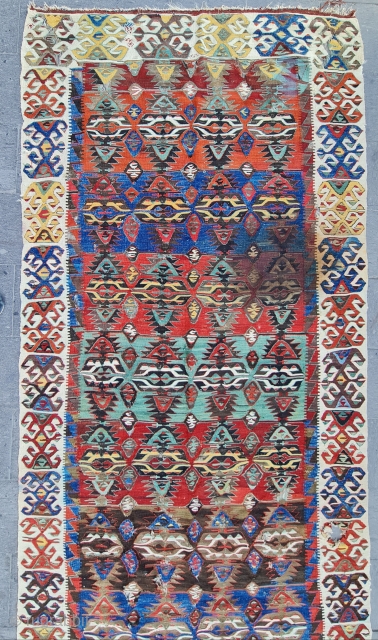 Size: 140x330 cm,
Central anatolia, Konya kilim

                           