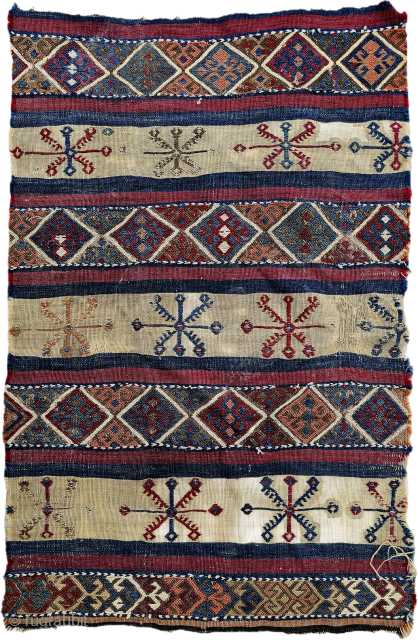 Size ; 60x90 cm
South anatolia, Reyhanli tribe 
Old dowrbagface                        