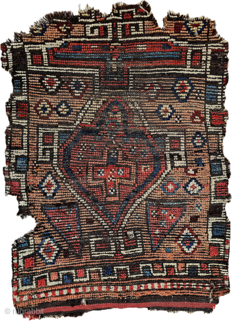 Size ; 87 x 115 cm
Central anatolia, Konya 
Early 1700s

arisoylarmobilya@gmail.com 

vintagerugsra51@gmail.com                      