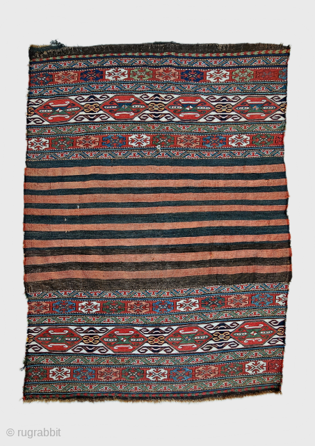 Size ; 115 x 150 cm
Pre 1800
Old Caucasian shumak .                       