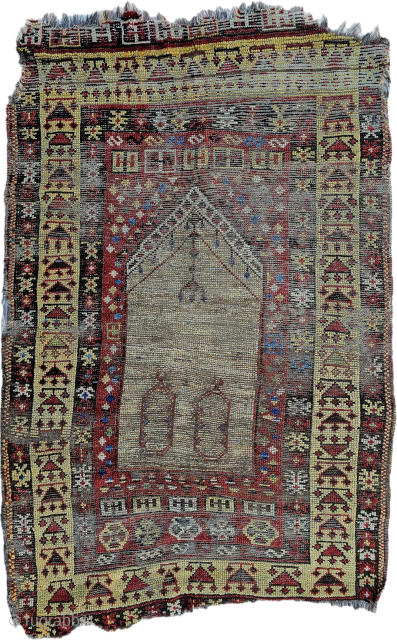 Central anatolia, Konya (Karapinar)
Early 1800 or pre 1800
Size  ; 116x170 cm
For detailed information Dm ''direct message''
arisoylarmobilya@gmail.com