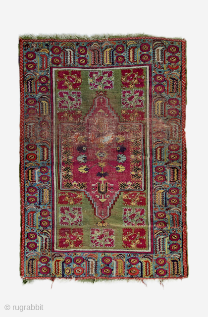 Size ; 120 x 180 cm
Central anatolia, Cappadocia