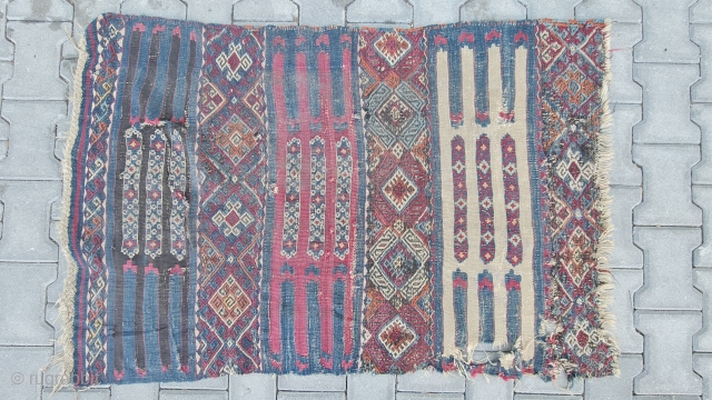 Size : 85x125 cm,
East anatolia,Malatya kilim                           