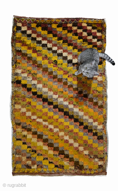 Central anatolia,Cappadocia 
Yatak tulu...
Size ; 100x160 cm
 Detailed information Dm 

arisoylarmobilya@gmail.com                      