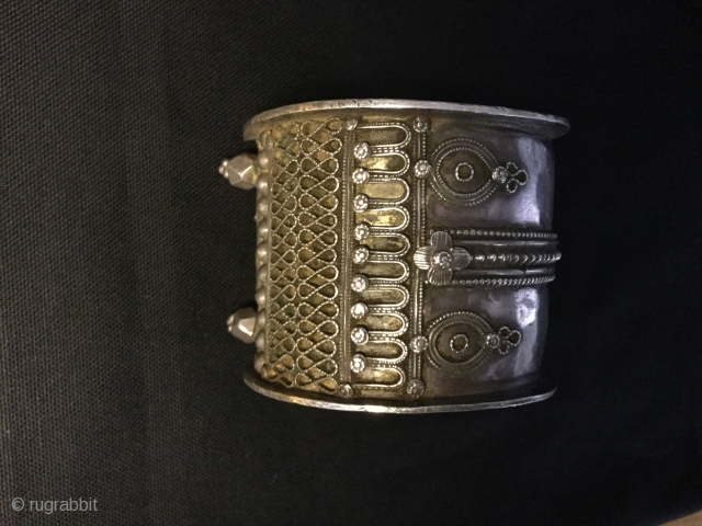 Stunning antique silver bracelet ,with nice patina,Andhra Paradesh,175g.                         