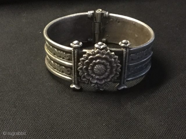 Silver,two parts hinged bracelet from Orissa,120g                           