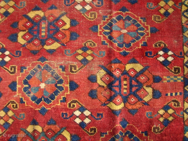 Central Asian Carpet. 5'11"X8'4"....180X254 Cm. All wool.                          