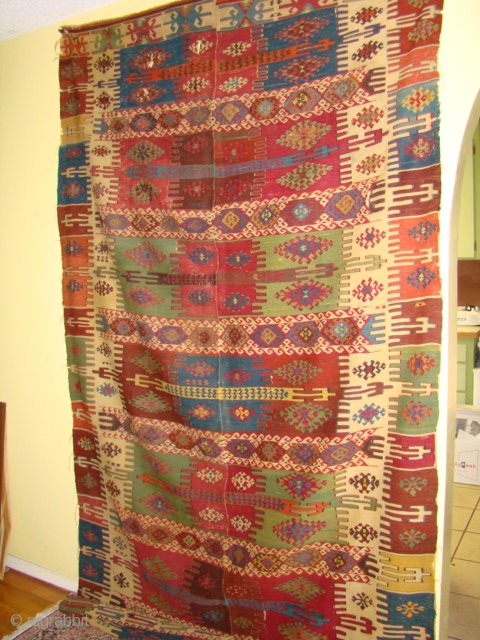 Anatolian Kilim, 57 X 112 inches OR 145 X 285 Cm. Complete and in good shape.
Detail photos available.               