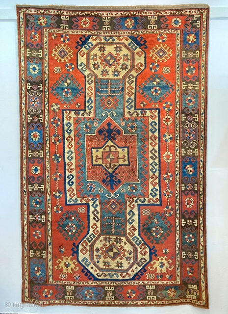 ANTIQUE CAUCASIAN KAZAK SEVAN  MEASURRES  2.35 X1,45  TH 19 CENTRUY  1860 CIRCA. ECCELLENT.  CONDITION ORIGINAL  WITH NO RESTAURATION HIGH  QUALITY.  MOR INFO. INFO@ANATOLIANTAPPETI.COM  