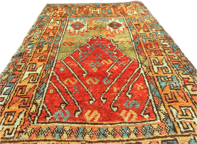 Central-Anatolia Aksaray Prayer Rug 
160 x 100 cm 
ca. 19th Century 1820/1830 circa
Soft Wool - Colorful - Rare Rug - 

For More info 

info@anatoliantappeti.com         