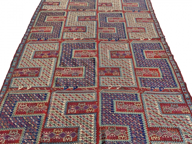 Caucasian Sile Dragon xix Century (1880 circa)

 300 x 220 Cm 


Happy Holidays and Peaceful Happy new Year
 
for more info info@anatoliantappeti.com
for more photo visit www.anatoliantappeti.com       