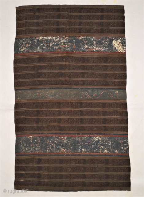 Tapis inuh ceremonial ship cloth, used for princess ceremonial occasion such as weeding birth of death ceremony, pesisir / paminggir people Lampung region southen Sumatra Indonesia, 18 - 19th century. Cloth is  ...