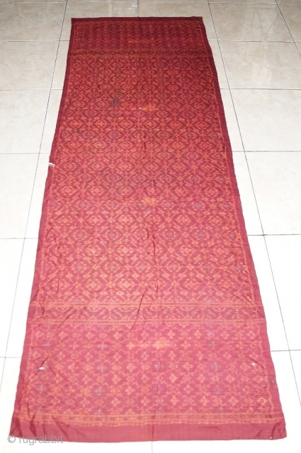 #RB022 Selendang, woman ceremonial shoulder cloth Malay people Palembang region sumatra Indonesia, late 19th century silk weft ikat natural dyes supplementary weft weave, good condition with few small holes, size: 206 cm  ...