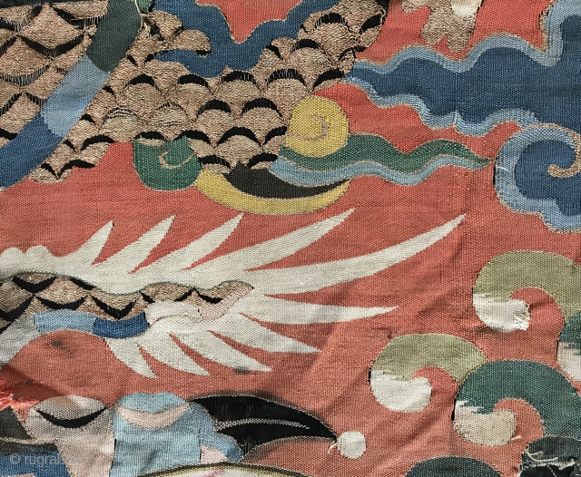a museum grade and very rare Antique imperial 17th century Chinese Ming dynasty dragon gold and silk k'o-ssu / Kesi fragment. This is one of the rarest type of textile that you  ...