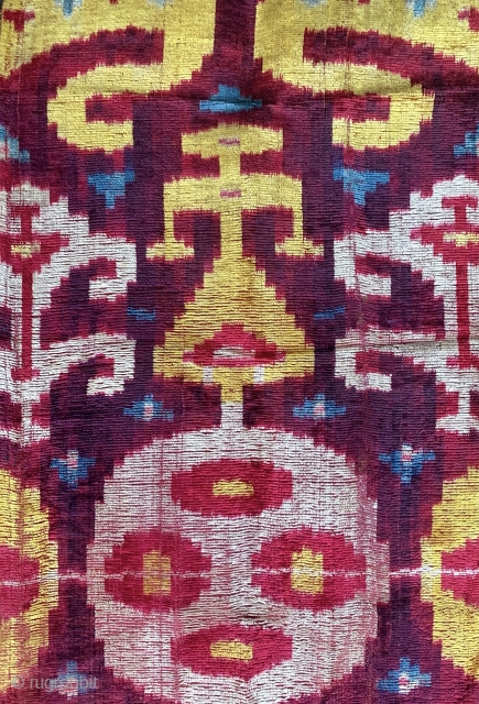 An excellent museum grade antique Uzbek silk velvet / Bakhmal Ikat fragment dating to the 19th century Bukhara. Silk velvet Ikats are some of the most coveted of all Central Asian Ikats.  ...