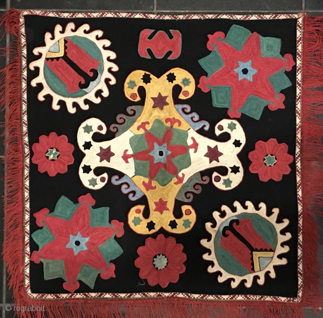 An brilliant and top tier example of an antique Uzbek Lakai Tribe silk embroidered Ilgich / Ayna Khalta hanging dating to the last quarter of 19th century. This particular example is top  ...