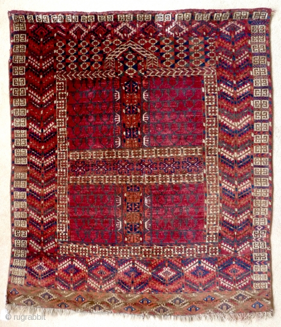 A lively Tekke ensi, late 19th century. 137 x 116 cm.                      