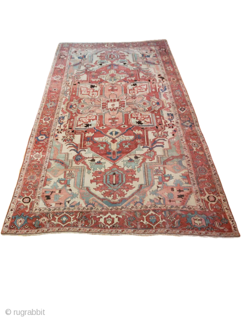 Origin: Serapi;
Size: 9'2" x 15'0" ;
Circa: 1900;
All Pictures are authentic and un-edited, to try and show the rugs true colors!             