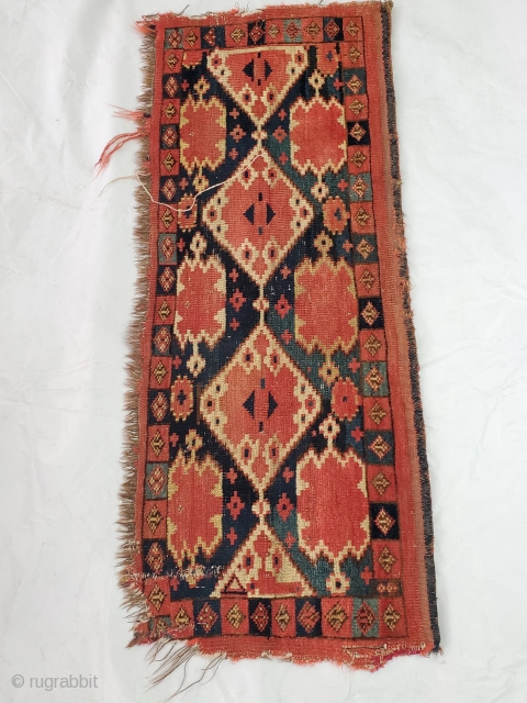 Rare and sought after Basheer Turkmen piece!


Origin: Basheer

Circa: 1900

Size: 2'10" x 4'9"                     