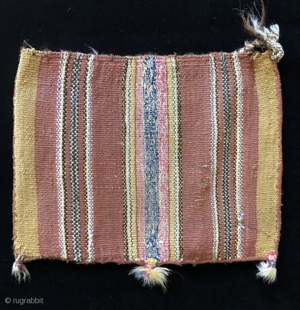 Tutorial Part 8  - Another type of Aymara Bag  - The Alforja – A Medicine Man’s Bag


There is another type of warp-faced bag woven by the Aymara of Bolivia that  ...
