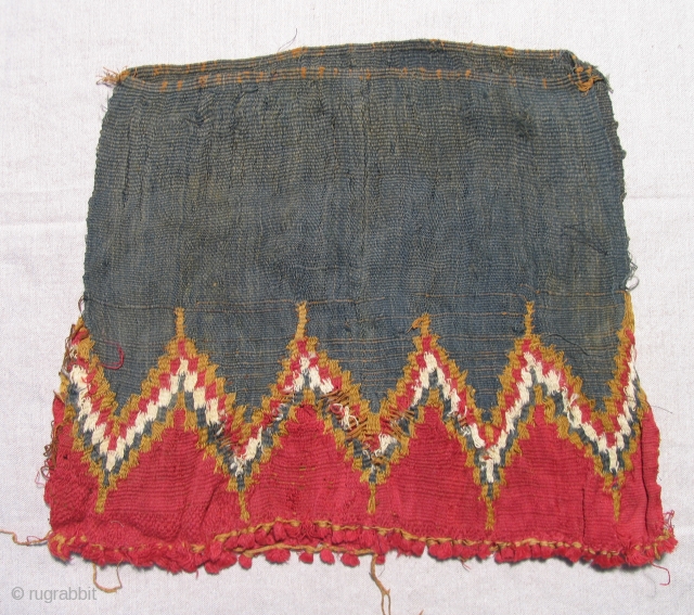 Incan Coca Bag, Peru, AD 1470 - 1532. Unusual and rare type. 14 x 12 inches                 