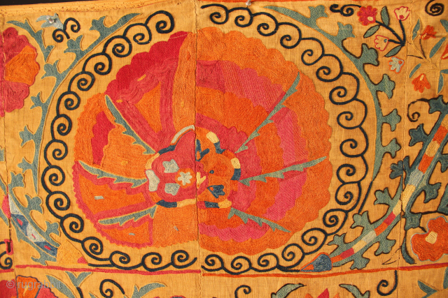 Mid 19th century Bokhara suzani in excellent condition. 174 x 260cm / 5'7" x 8'7"
Mail: jamescohen50@hotmail.com                 