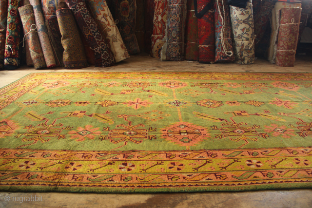 Beautiful antique Oushak kelleh, 7'3" x 14'8" / 221 x 448cm                      