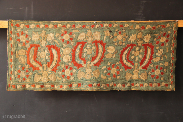 Ottoman embroidery circa 1800, silk on silk. A pillow cover...? 107 x 44cm / 3'6" x 1'5"
email me at jamescohen50@hotmail.com or WhatsApp +44 (0)7747 610 248 thank you