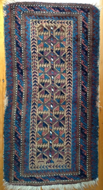 I am a collector trying to sell a few pieces. This is a Baluch balisht, about 36" X 18.5". Nice medium pile and wonderful colors that can be seen in the photos.  ...