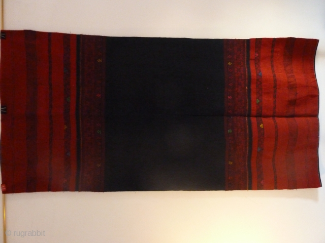 Burma, Kachin people, scarf, wool, mid XXe century or later, 168 x 82 cm, good condition                 