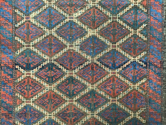 Sparkling small Baluch antique rug with gul lattice outlined in camel hair, ver6 good condition, 31 x 60 inches.
USD 450.- including shipping in the US. Please email jbatki@twcny.rr.com     
