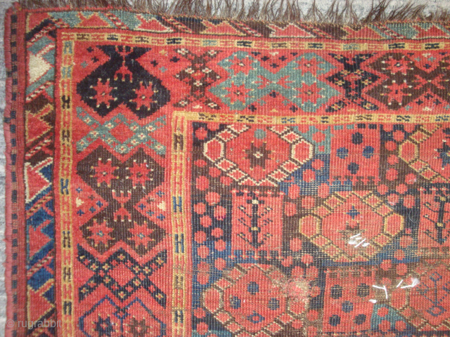 Unusual 19th century Middle Amy Darya Beshir small carpet, 130 x 185 cm (4'3" x 6'1"). ---Three Stacks of Guls alternating with squares containing a Quincunx of 5 dots. "Bowtie" border. Delightful  ...