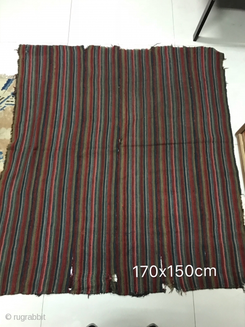 Tibetan mongrel,

In the mid-19th century,

Size 170x150cm,

The discount price is $285, including air freight.                    