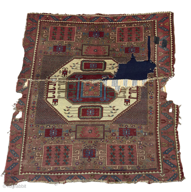 Antique Karachov Carpet

Size 180x210 cm

Please send me a direct message at kirmenrugs@gmail.com or @cevikrugs instagram                  