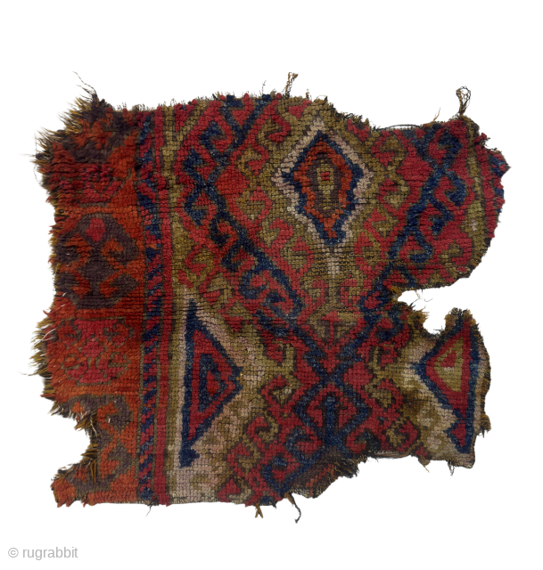 Konya Fragment

Size 76x83 cm

Please send me a direct message at kirmenrugs@gmail.com or @cevikrugs instagram                   