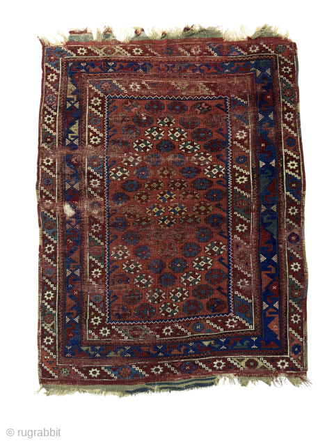 Bergama
Size 107x140 cm
It dates back to the 19th century. A similar model is in the Antalya Archaeological Museum.
Please send me a direct message at kirmenrugs@gmail.com or @cevikrugs instagram