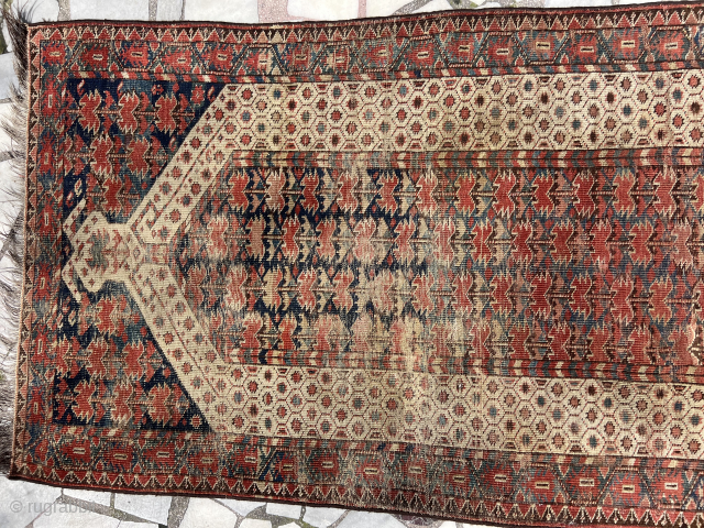 Beshir prayer rug  rare pieces
Size 170/110 cm                         