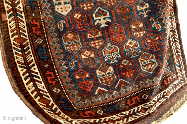 Wonderful Antique Tribal Baluch bagface
Good wool with colorful drawn small spots of old repairs  coroded brown spots...collection ready              