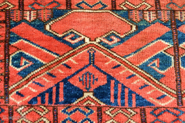 Extraordinary Turkoman Trapping.19th century. Amazing Natural Colors
Verysoft supple handling Fullpile wool.
A True Tribal art for wall display                