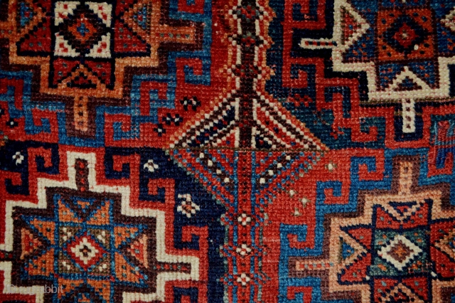 Colorful Antique Afshar Bagface end 19th century all Natural colors and Rare Memling patern Size 78 x 63 aprox 2.55 x 2.06 feet
          