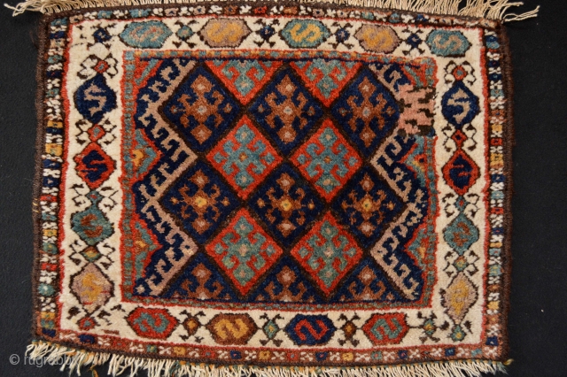 Full Pile end 19th century or circa 1900's Kurdish Bagface 
Beautiful natural colors with top faded expencive fuchisine at the time..
one old patch.. nevertheless very actractive and collectible tribal kurdish art..
  